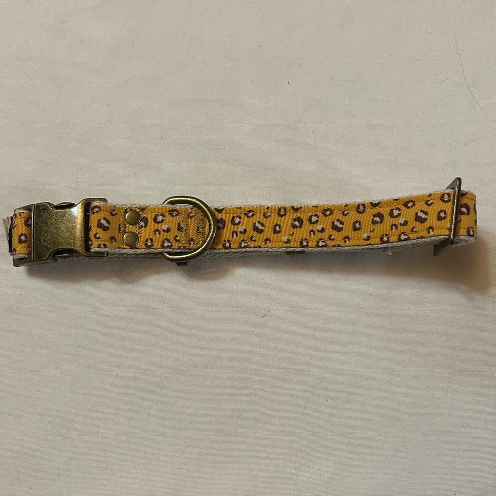 Large Cheetah Print Dog Collar